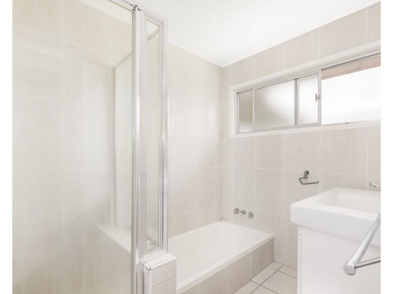 12 Palina Street, Brighton QLD 4017