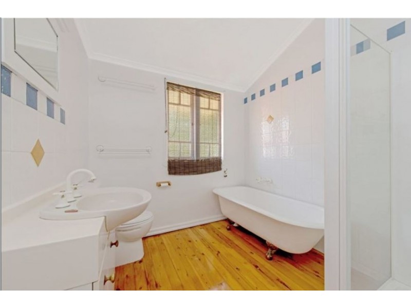 33 Grenier Street, Toowoomba City QLD 4350