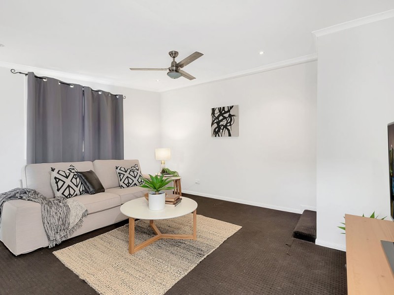 66 Gordon Avenue, Newtown QLD 4350