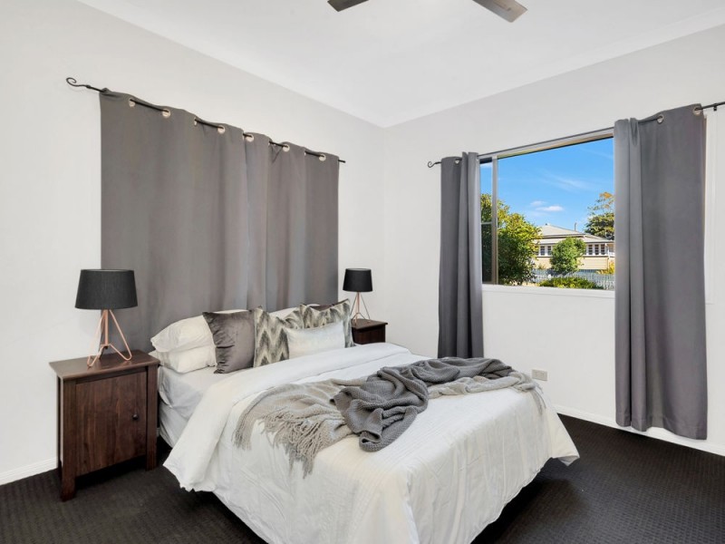 66 Gordon Avenue, Newtown QLD 4350