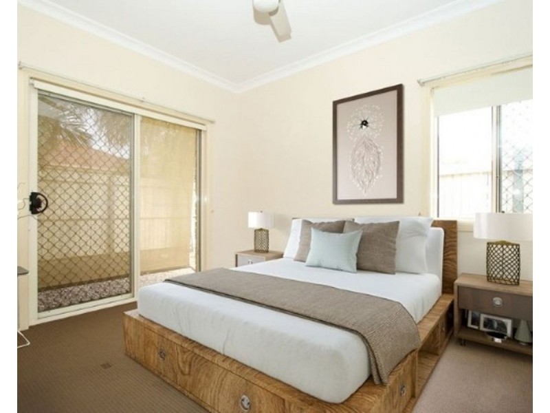 9 Simpson Way, Forest Lake QLD 4078