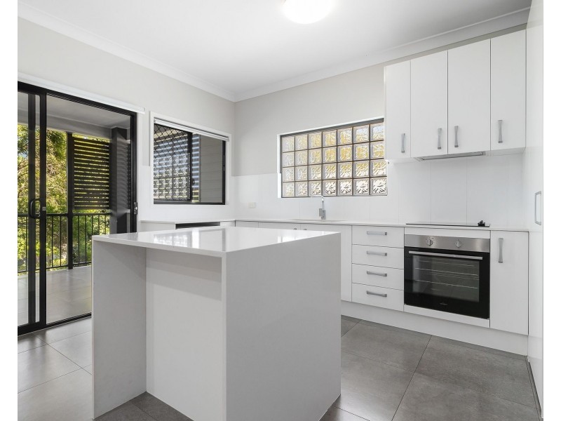 2/15a Grafton Street, Windsor QLD 4030