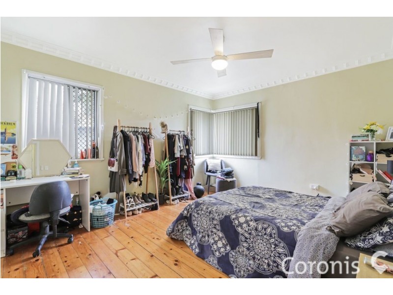 8 Winstanley Street, Carina Heights QLD 4152