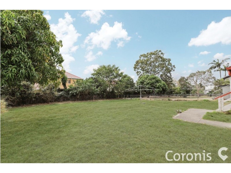 8 Winstanley Street, Carina Heights QLD 4152