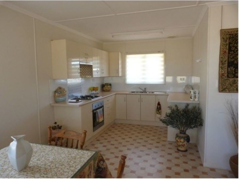 3A Hamlyn Road, Oakey QLD 4401