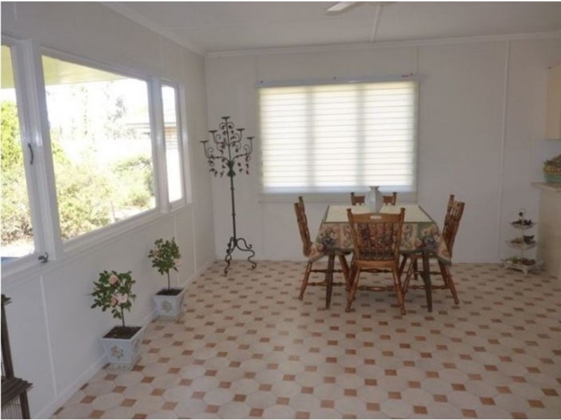 3A Hamlyn Road, Oakey QLD 4401