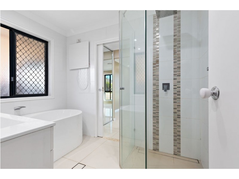 11 Tawonga Street, Hemmant QLD 4174