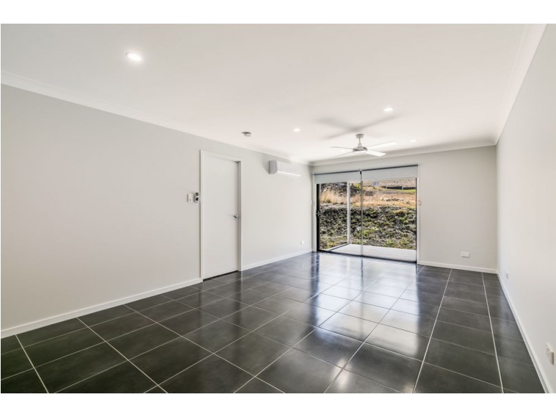 19B Alistair Street, Glenvale QLD 4350