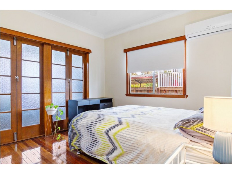 81 Farrington  Street, Alderley QLD 4051