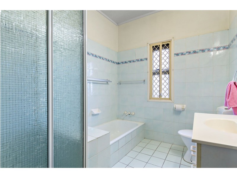 81 Farrington  Street, Alderley QLD 4051