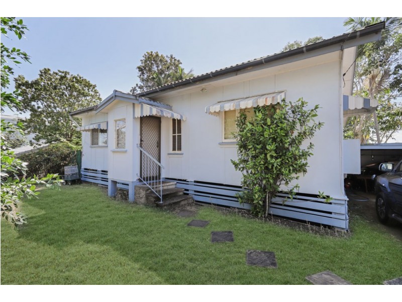 33 Claremont Street, Birkdale QLD 4159