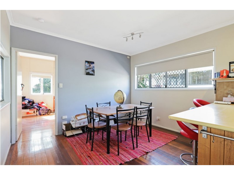 33 Claremont Street, Birkdale QLD 4159