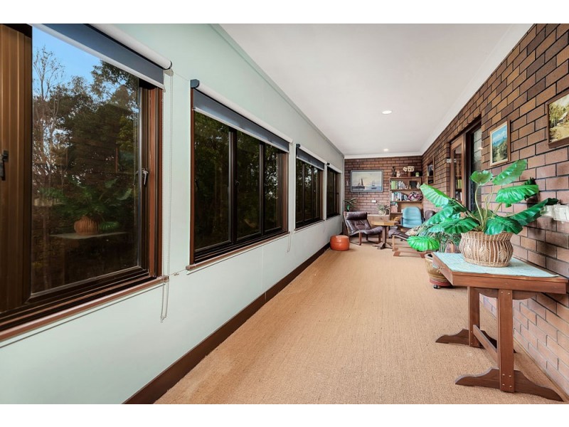 5 Scenic Crescent, Blue Mountain Heights QLD 4350