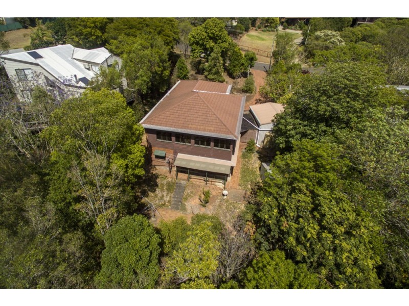 5 Scenic Crescent, Blue Mountain Heights QLD 4350