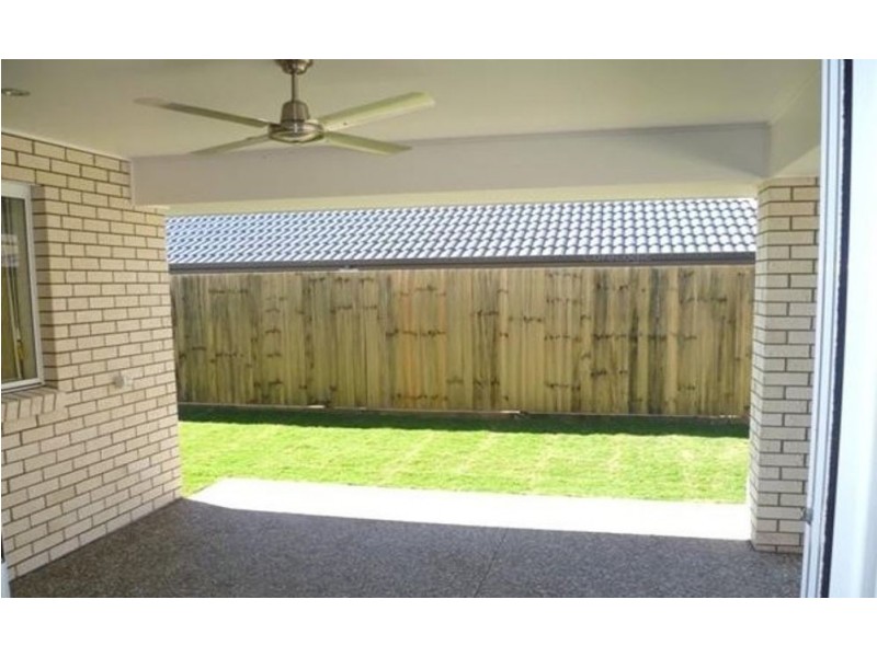 17 Whipbird Circuit, Victoria Point QLD 4165