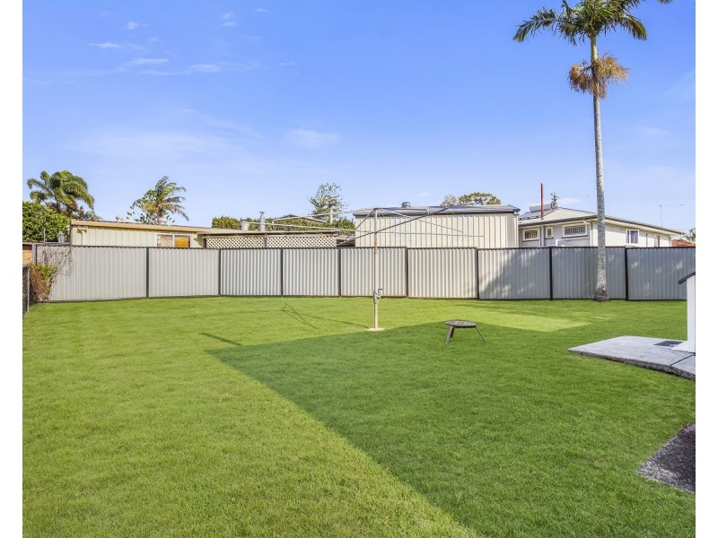 6 Selcroft Street, Manly West QLD 4179