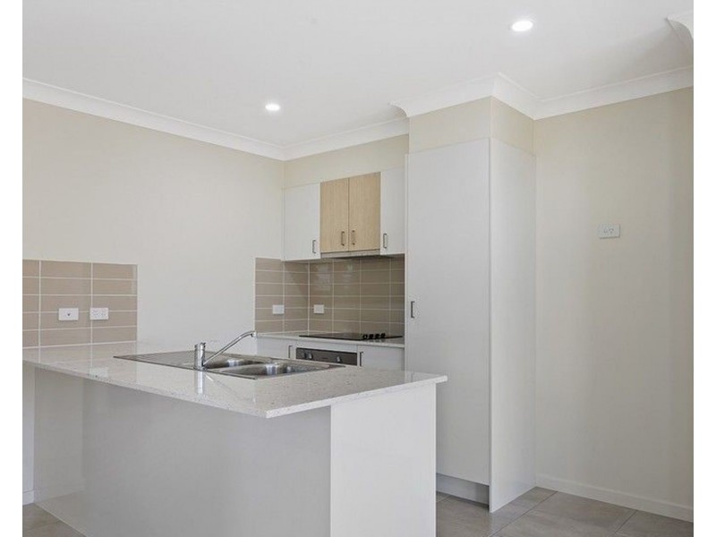 1/7 Woodrose Circuit, Pimpama QLD 4209