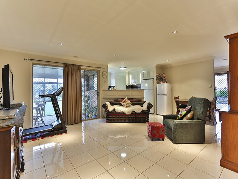 29 Hinchcliffe Drive, Kearneys Spring QLD 4350