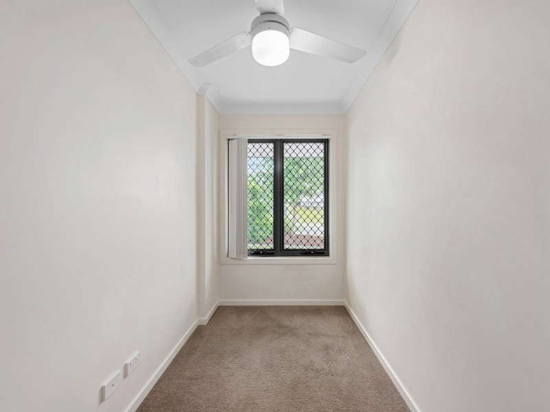 30 Bayford Street, Birkdale QLD 4159