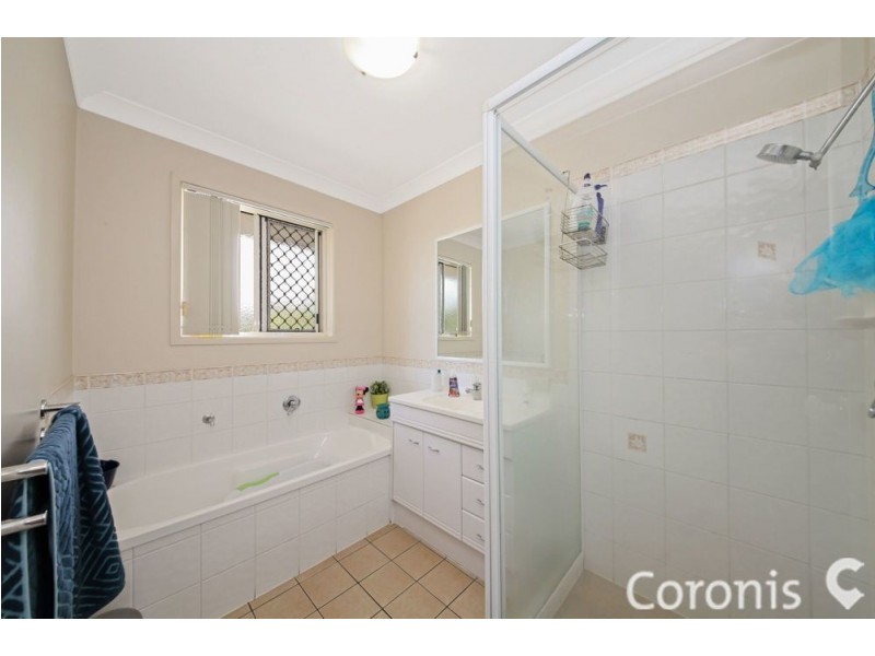 31 Macadamia Street, Wynnum West QLD 4178