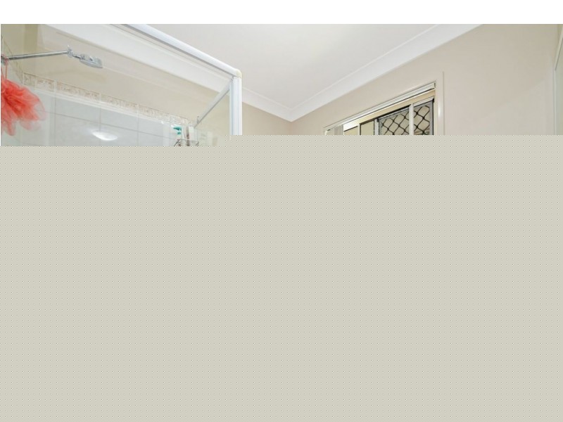 31 Macadamia Street, Wynnum West QLD 4178