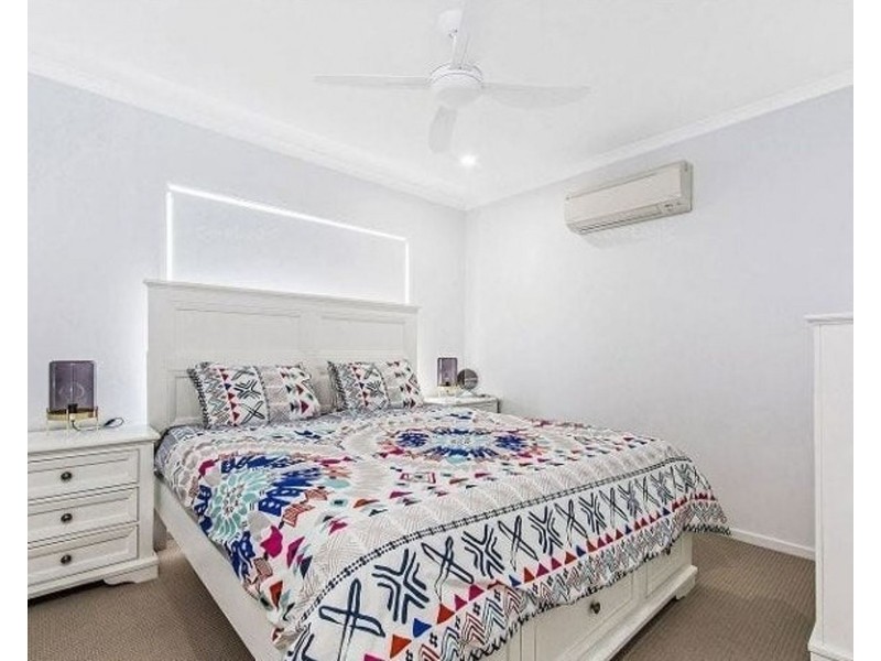 32 BOURKE CRESCENT, Nudgee QLD 4014