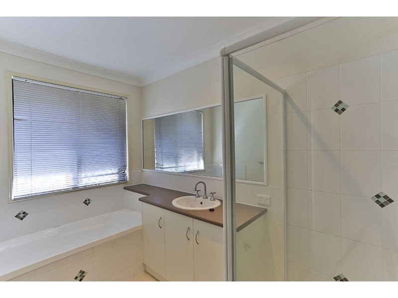 20 John Street, Goombungee QLD 4354