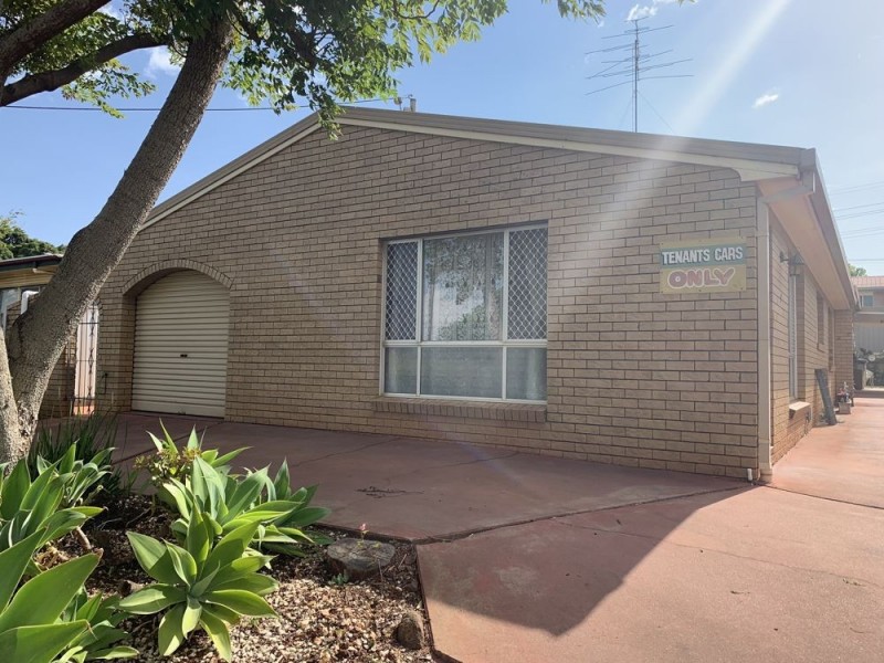 1/37 Noll Street, Kearneys Spring QLD 4350