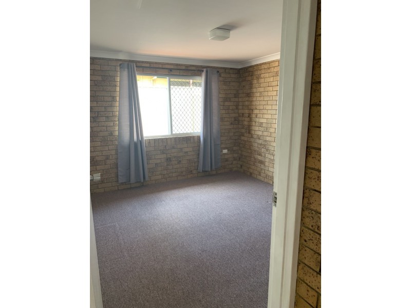 1/37 Noll Street, Kearneys Spring QLD 4350