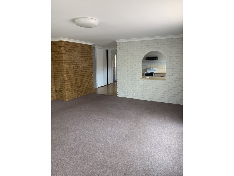 1/37 Noll Street, Kearneys Spring QLD 4350