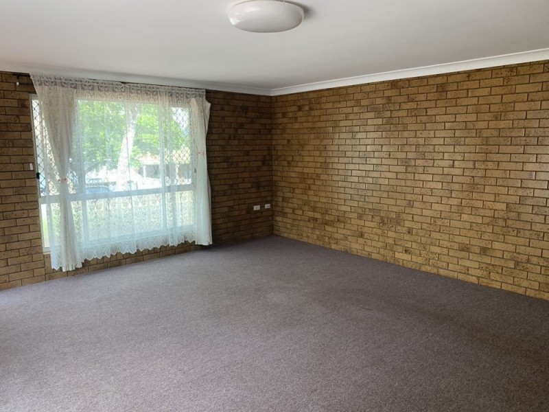 1/37 Noll Street, Kearneys Spring QLD 4350