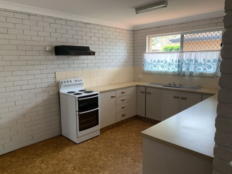 1/37 Noll Street, Kearneys Spring QLD 4350