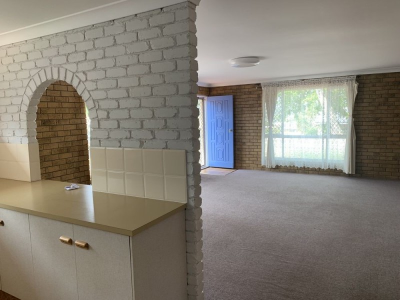 1/37 Noll Street, Kearneys Spring QLD 4350