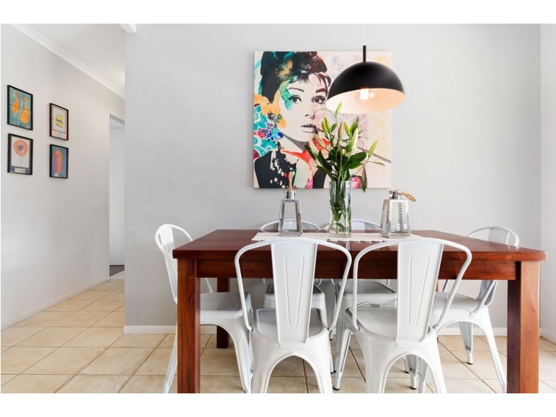 4 Toulby Street, Manly West QLD 4179