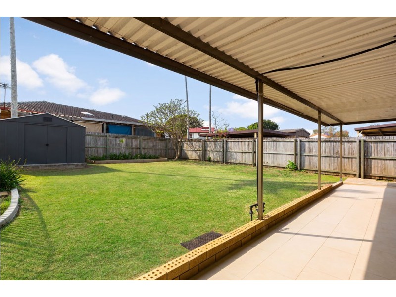 4 Toulby Street, Manly West QLD 4179