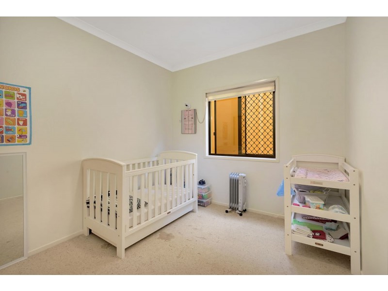 2/224 Herries Street, Newtown QLD 4350