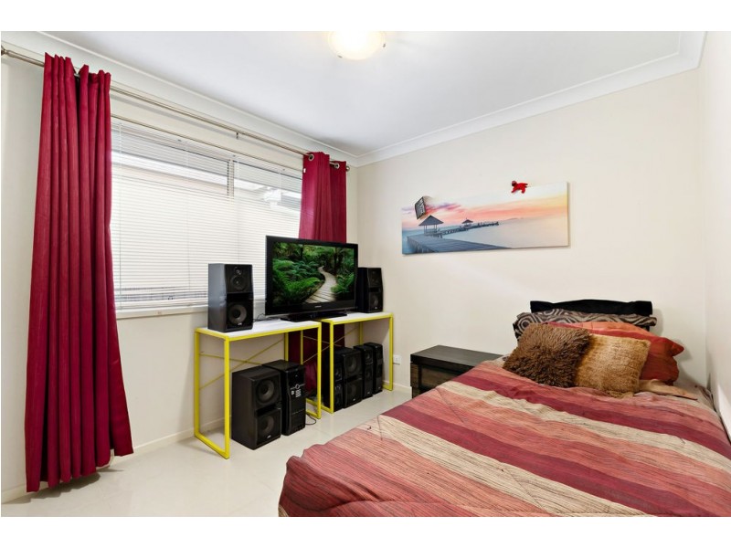 27 Diane Parade, Kallangur QLD 4503