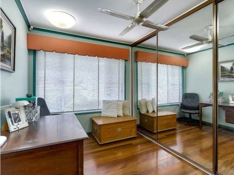 169 Trouts Road, Stafford Heights QLD 4053