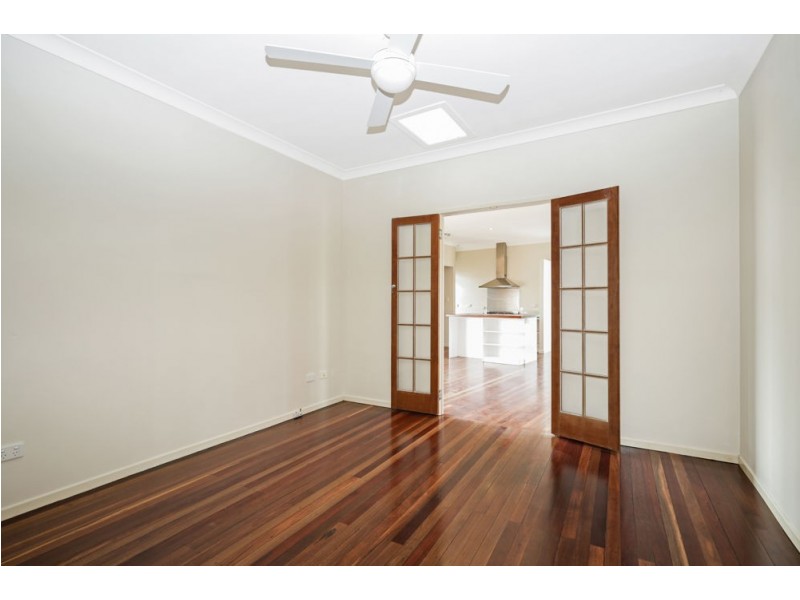 151 Stradbroke Avenue, Wynnum QLD 4178