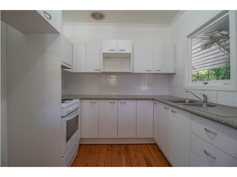 23 Muir Street, Labrador QLD 4215