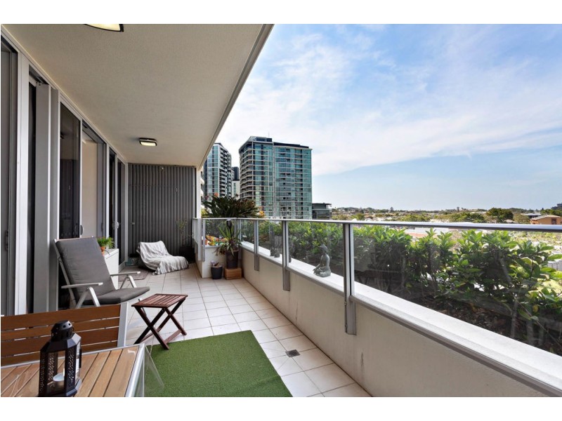 4001/37c Harbour Road, Hamilton QLD 4007