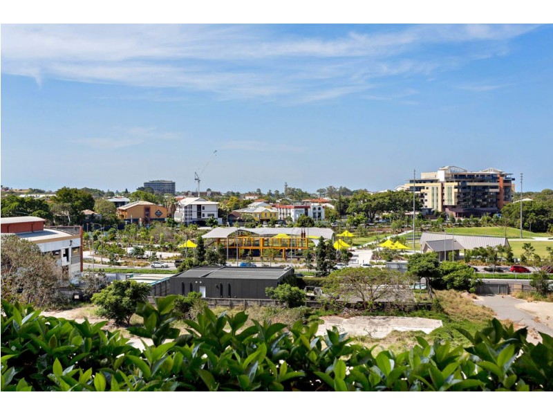 4001/37c Harbour Road, Hamilton QLD 4007