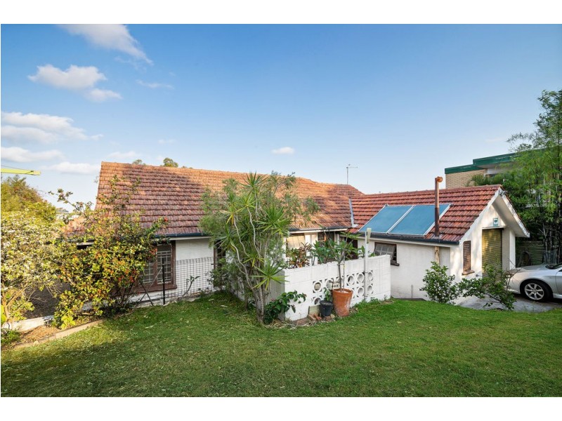 18C Riverton Street, Clayfield QLD 4011