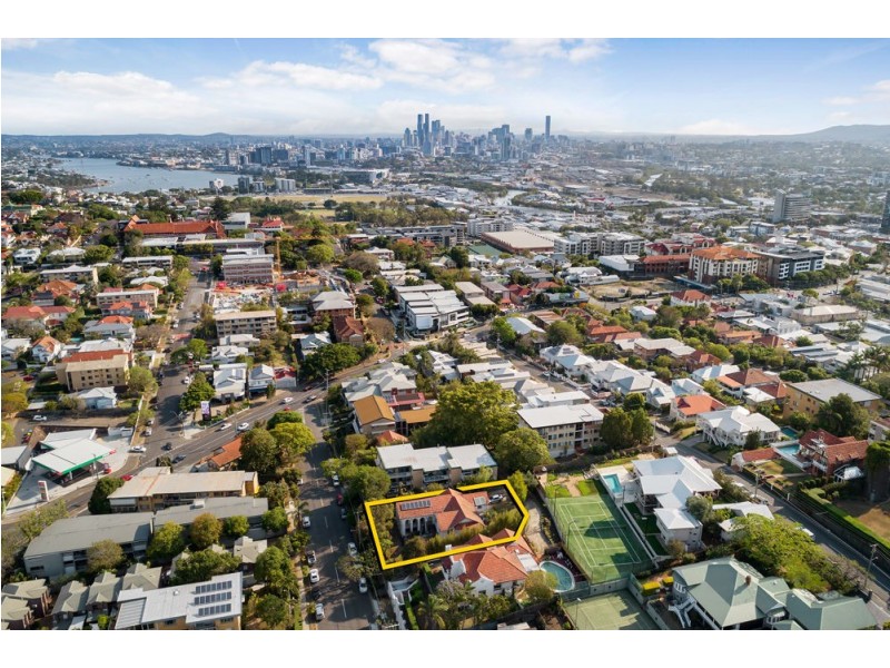 18C Riverton Street, Clayfield QLD 4011