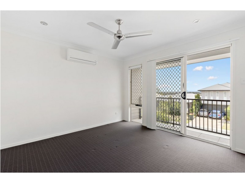 8 Crest Street, Narangba QLD 4504