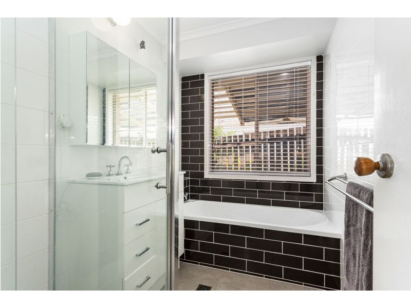 7 Highfield Crescent, Strathpine QLD 4500