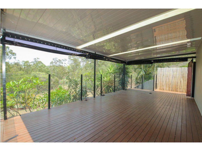 4 Highvale Drive, Helensvale QLD 4212