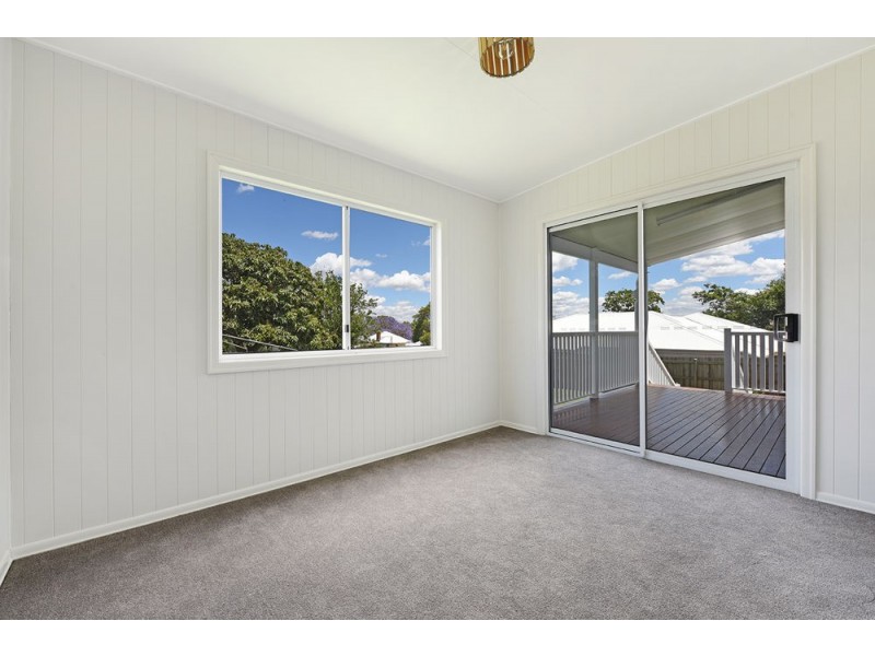 5a Llewellyn Street, Centenary Heights QLD 4350