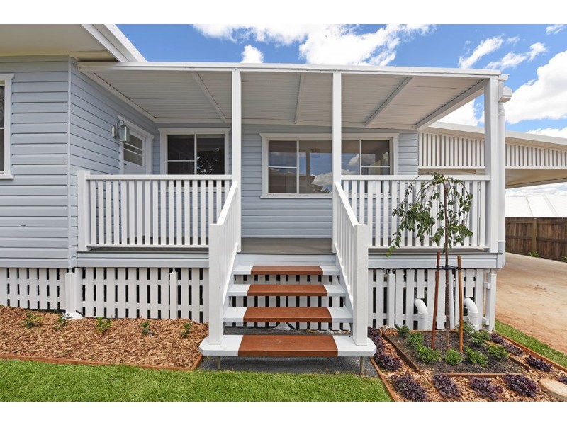 5a Llewellyn Street, Centenary Heights QLD 4350