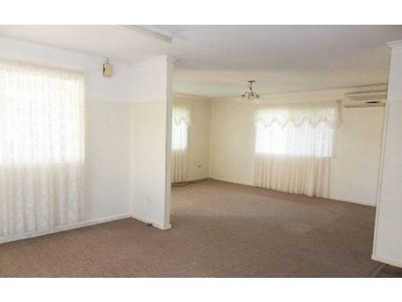 45 Llewellyn Street, Centenary Heights QLD 4350